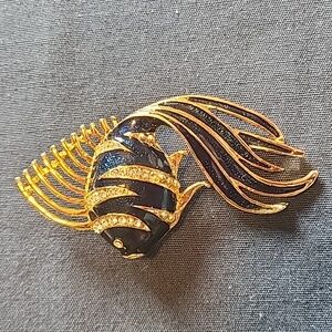 Dark blue enamel gold tone rhinestone fish brooch